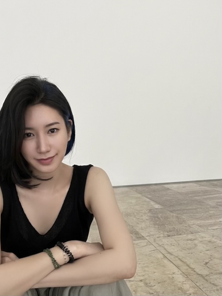 작가 공 프로필