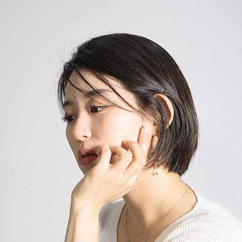 작가 서윤 프로필