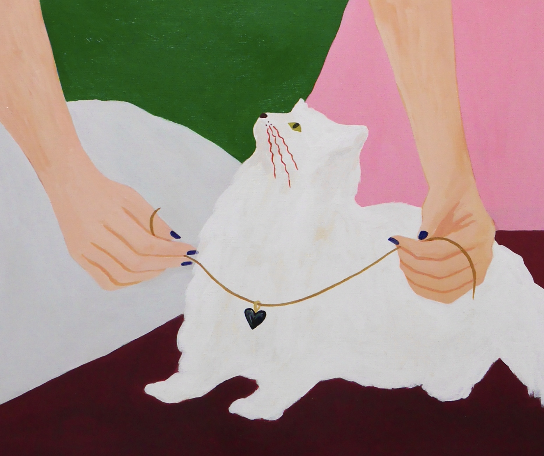 White cat wearing a heart necklace - 썸머